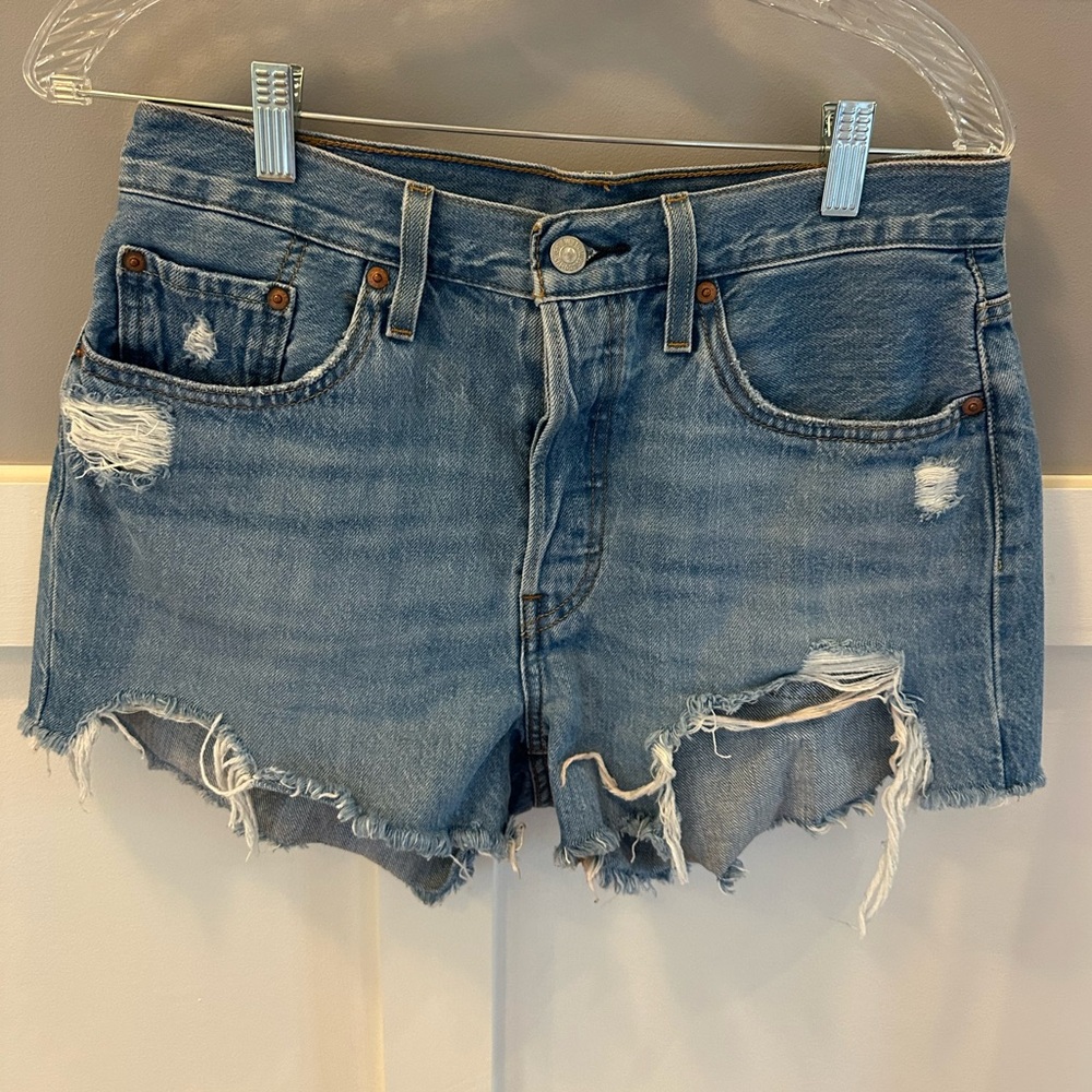Levi’s 501 Distressed Blue Denim Women Shorts